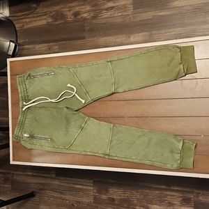 PacSun medium green joggers